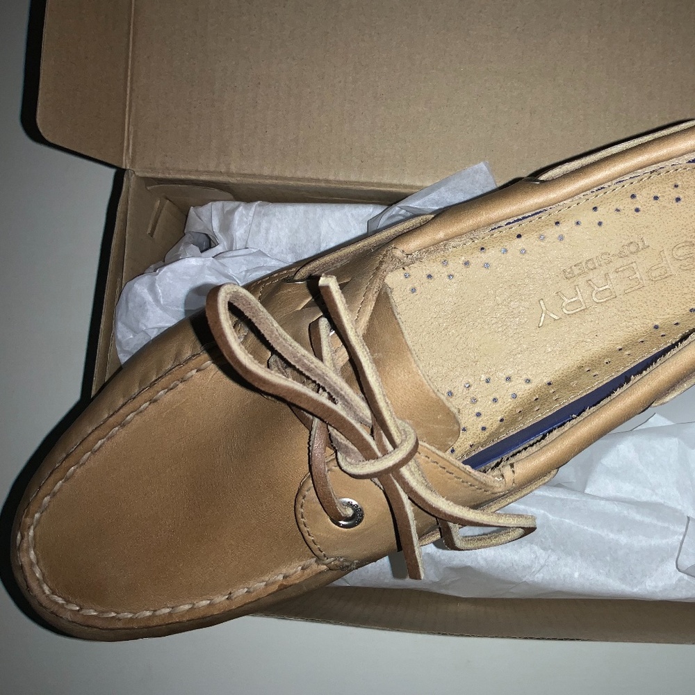 SPERRY BOAT SHOE